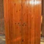 Fa borítású gardrób szekrény 204cm magas fotó