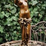 Monumentális női akt - bronz szobor fotó
