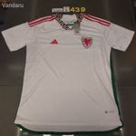 (439.) Adidas Wales válogatott L-es mez. 2022-2023, új, cimkés fotó