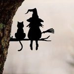 Fára szerelhető boszorkány és macskája kerti dísz fotó