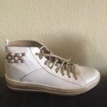 Fehér arany gyöngyös bőr magasított szárú sneakers 38 Új fotó