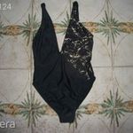 Női egyberészes fürdőruha ELADÓ! 40-es, M-es méret (Lycra márka) fotó