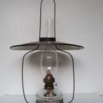 Antik függeszthető petróleumlámpa Lámpagyári ernyővel parasztházból fotó