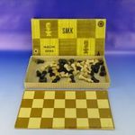 0G925 Retro fa sakk dáma malom készlet dobozában fotó