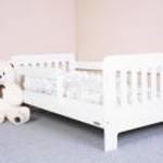 Gyerekágy leesésgátlóval New Baby ERIK 160x80 cm fehér - NEW BABY fotó