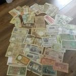 96 db Külföldi bankjegy előkerülési állapotban.. fotó