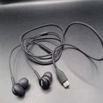 AKG (eredeti) szilikonos fülhallgató / headset C-s csatlakozóval fotó