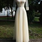 Új! Ekrü-testszínű menyasszonyi ruha fotó