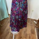Nonema lila alapon színes levelekkel díszített 44-es méretű női kosztüm eladó fotó