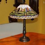 Tiffany szitakötős lámpa nehéz talppal, 60 cm fotó