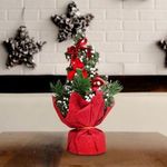 Karácsonyi asztali mini műfenyőfa fenyőfa 20cm piros színű díszekkel fotó