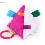 MTT Piramis plüss játék - Pink-rózsaszín fotó