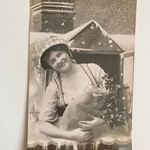 Újév Boldog Újévet mosolygós hölgy mosoly malac disznó kémény tél havazás 1910 KÉPESLAP fotó
