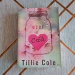 Tillie Cole Ezer csók! NÉZZ KÖRÜL! SOK KÖNYVEM VAN! (4D*13) fotó