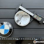 Új BMW 82mm Gépház Csomagtér Motorház Csomagtartó Embléma Jel Logo 51148132375 51148219237 fotó