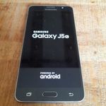 Samsung Galaxy J5 okostelefon fotó