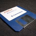 Commodore Amiga floppy 880kb kék lemezek darabra vagy egyben 90db fotó