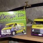 1: 18 Chevy G-van Boogie van ACME modell fotó