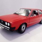 1: 18 1/18 Revell 8920 - Volkswagen Scirocco GTI (1st.gen.) (1974), red, dobozos fotó