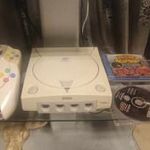 Sega Dreamcast konzol + 2 kontroller + wmu + játékok. fotó