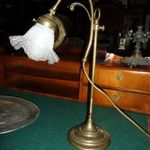 Állítható magasságú, antik, fodros üveg búrás szecessziós íróasztal lámpa / bank lámpa felújítva fotó