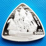 Geyser Reef 5000 francs 2024 UNC HMS Geysir Vitorlás Hajó Cetcápa Cápa Manta Szögletes Proof fotó