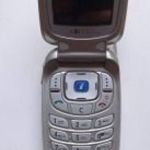 Samsung SGH - x450 nyitható mobiltelefon gyűjtőknek fotó