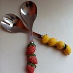 Tálalókanál / Salátás kanál szett gyümölcs formájú fogókkal (citrom, eper) fotó