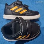 Adidas sportcipő 23-as fotó