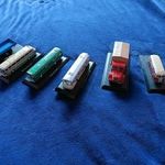 Autóbusz és teherautó modellek fotó