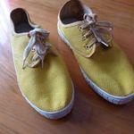 37-es citromsárga vászon cipő ELADÓ! fotó