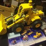 LEGO Technic !!! Nagy kanalas rakodó gép. fotó
