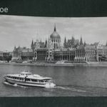 Képeslap, Budapest , Országház látkép részlet, Duna, hajó fotó