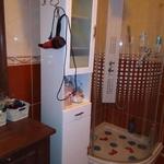 Magasfényű fürdőszoba szekrény eladó fotó