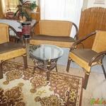 Rattan garnitúra, székekkel, asztallal fotó