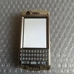 Sony Ericsson p990 telefon eladó , fehéren világit! fotó
