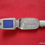 Samsung e330 telefon eladó 3db nem ad képet , 2db nem fotó