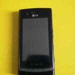 LG GT500 mobil, törött kijelzős, töltést veszi!! fotó
