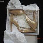 DOROTHY PERKINS arany színű női magassarkú cipő eladó!Beleírt méret: 42 de inkább 41-es lábra való! fotó