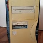 Pentium 3 retro számítógép fotó