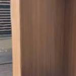 Steelcase nyitott gardróbszekrény, dió - használt irodabútor fotó