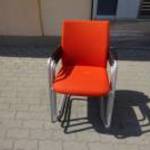 Haworth tárgyalószék, rakásolható szék, narancs színben, néhány db fotó