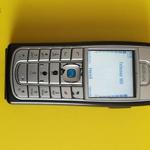 Nokia 6230 mobil működőképes de nem tölt, telenoros. fotó