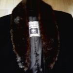 Jászberényben eladó: Új fekete hosszú kabát AKCIÓS ÁRA: 5000FT fotó