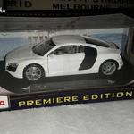 Eladó Maisto Audi R8 1: 18 modellautó fotó