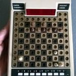Sakk gép 1980-ból, elektronikus, kisméretű szerkezet. fotó