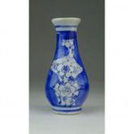 0P323 Kisméretű kék-fehér keleti porcelán váza fotó