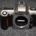 Nikon F-65 analóg filmes tükörreflexes fényképezőgép váz fotó