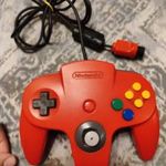 Nintendo n64 piros kontroller fotó