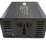 300W Szivargyújtós Digitális Adapter/Inverter, 220V-os kimenettel fekete fotó